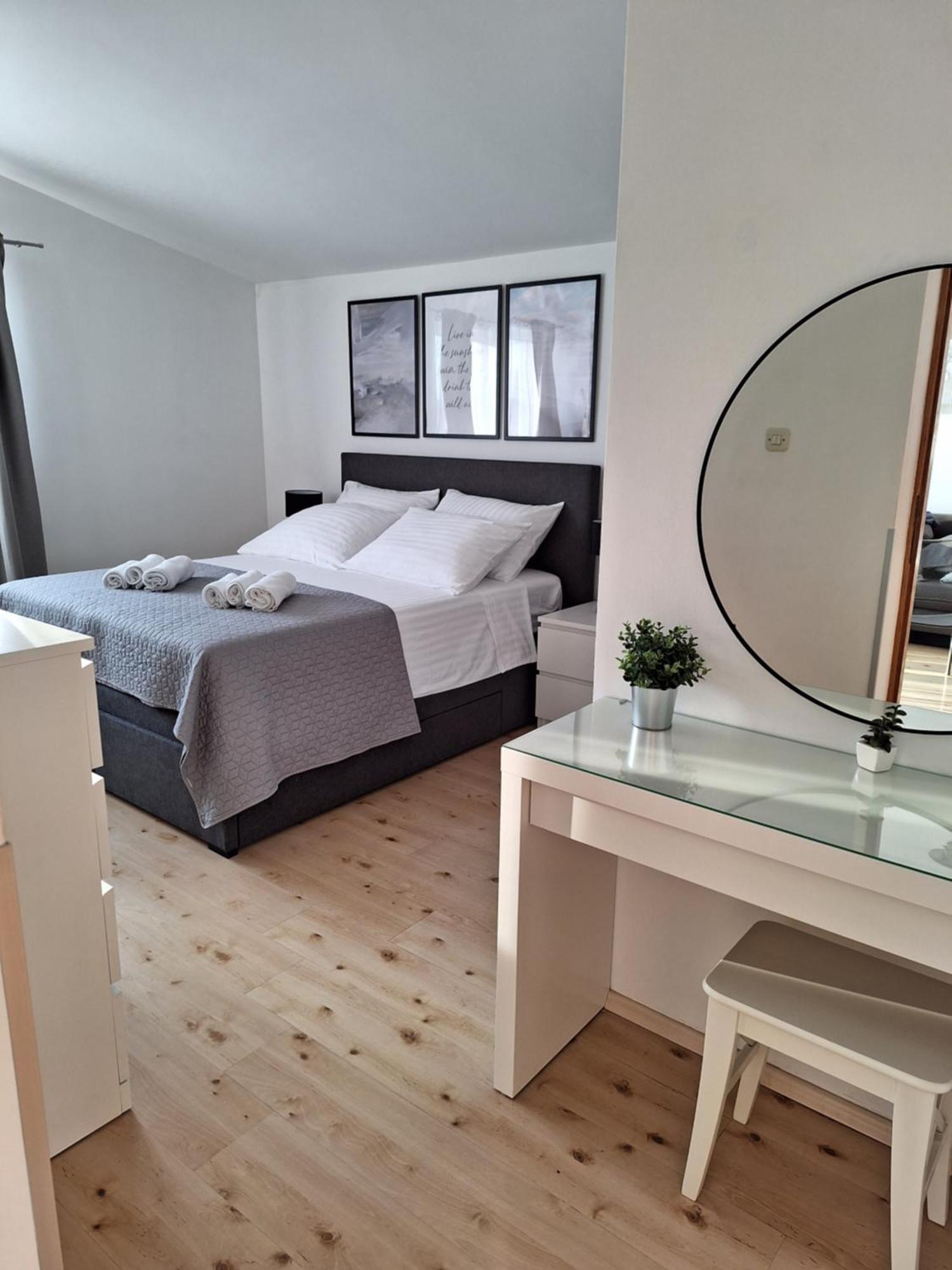 Sunshine Apartment Sovlje Tribalj Kültér fotó