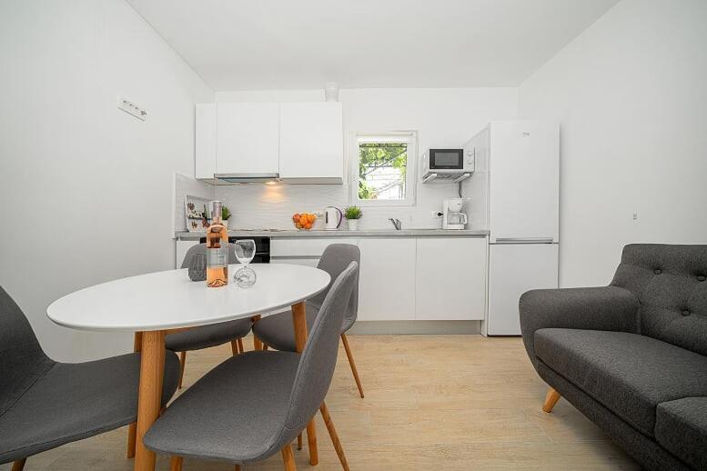 Sunshine Apartment Sovlje Tribalj Kültér fotó
