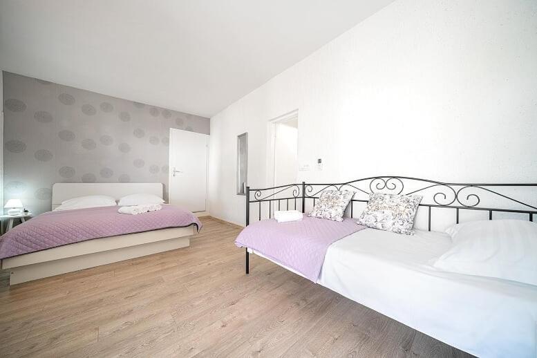 Sunshine Apartment Sovlje Tribalj Kültér fotó